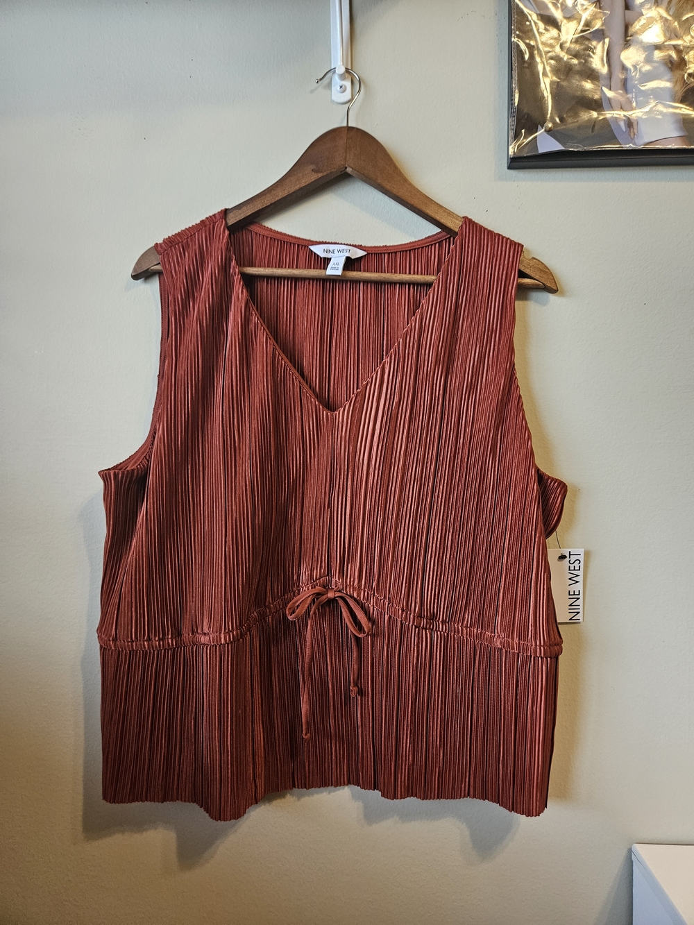 Nine West Rust Red Pleated V-Neck Drawstring Tank